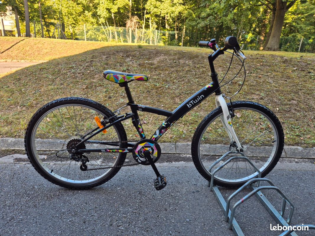 Bicycle Velo Decathlon 24 Pouces Noir 24 Pouces Velo Noir