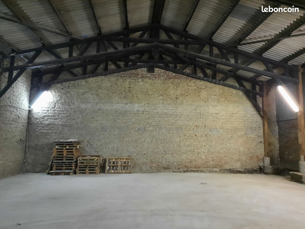 Place de parking · à Beuvry · 80 €/mois