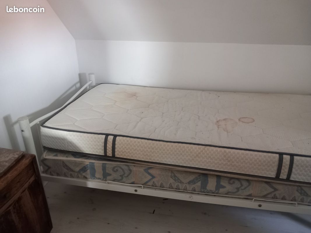 Petit lit 1 personne avec matelas (image 2)