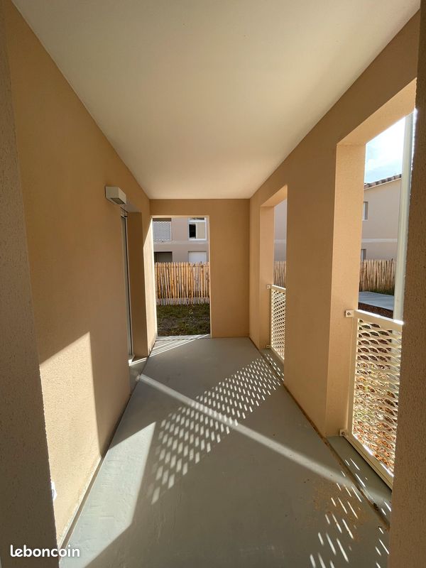 Appartement 2 pièces 45 m² · à Villenave-d'Ornon · 45 m² · 735 €/mois