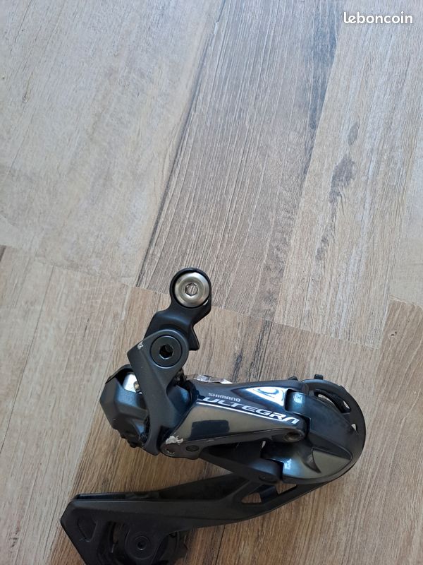 R8050 Derailleur Arriere Di2 Dérailleur Arrière Shimano Ultegra Di2