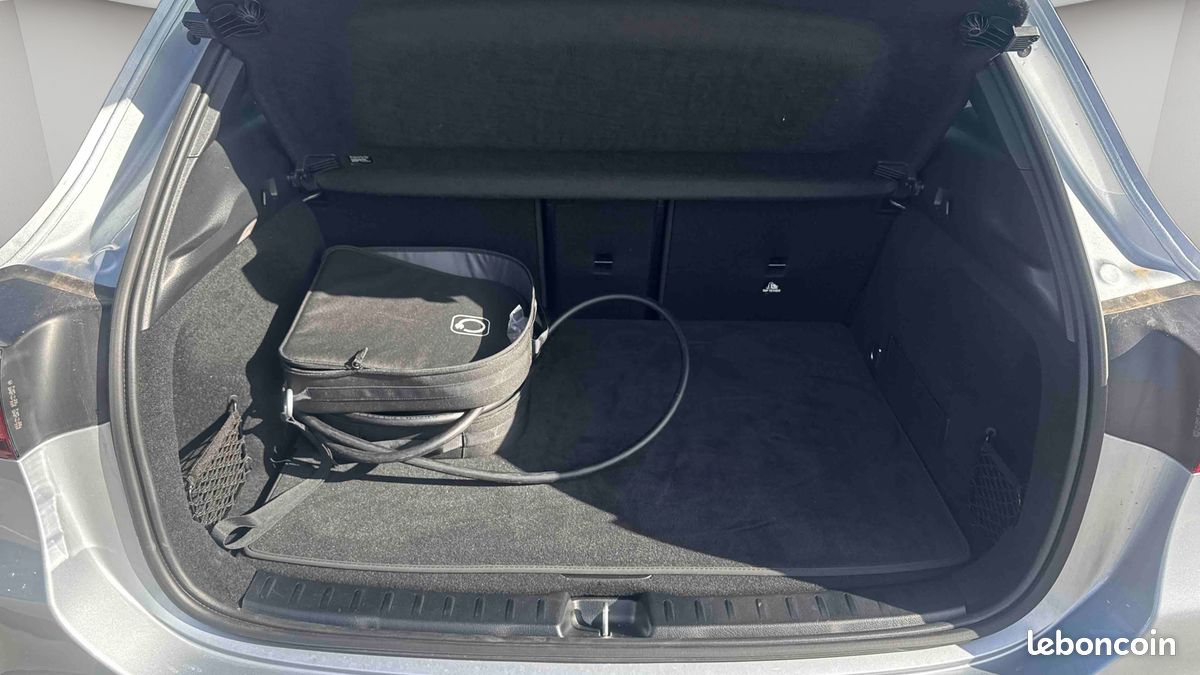 Mercedes eqa 250+ (image 13)