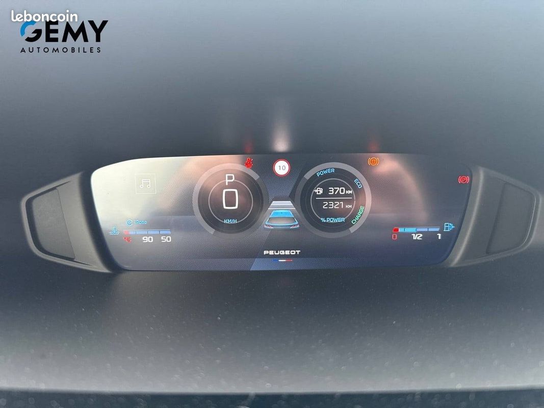 PEUGEOT 308 Hybrid 145 e-DCS6 Allure (image 13)