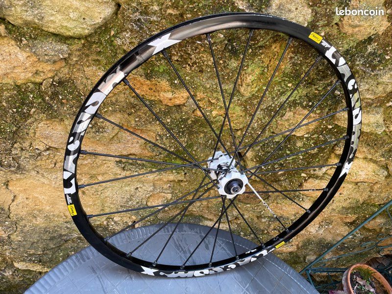 Roue Avant Mavic Crossmax Enduro 26 Pouces - Vintage NOS Aluminium