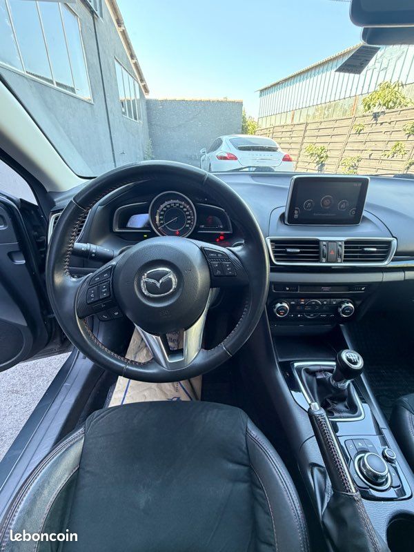 Mazda 3 1.5 D 105cv SIGNATURE (image 11)