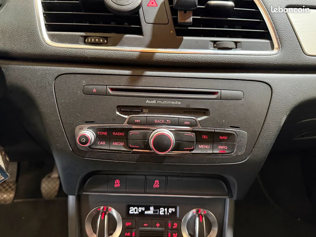 AUDI Q3 2.0 D 140ch AMBIENTE - 2014 - Suivi complet - Jantes alliage - Finition Sline (image 34)