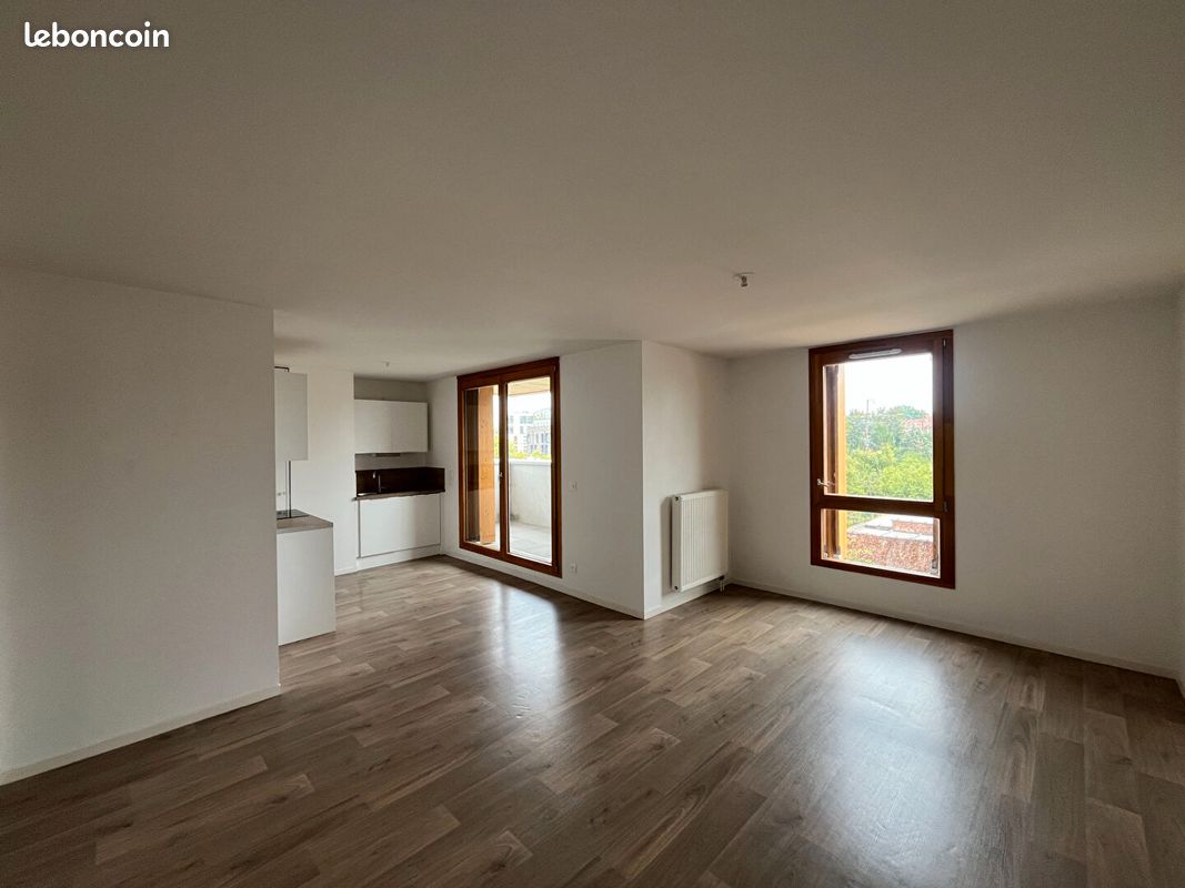 Appartement 3 pièces 70 m² · à Lille · 70 m² · 920 €