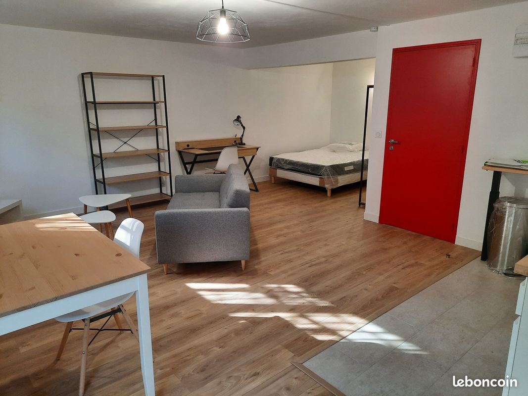 Appartement 1 pièce 43 m² · à La Roche-sur-Yon · 43 m² · 475 €/mois