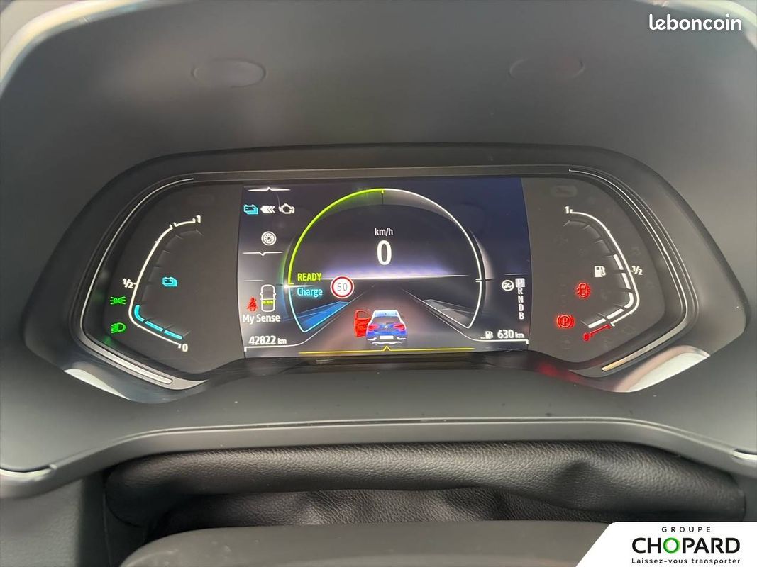 RENAULT Captur E-Tech hybride 145 Techno (image 17)