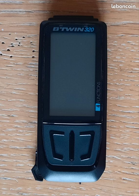 Decathlon Btwin 320 Compteur Compteur Velo B'twin 320 Équipements