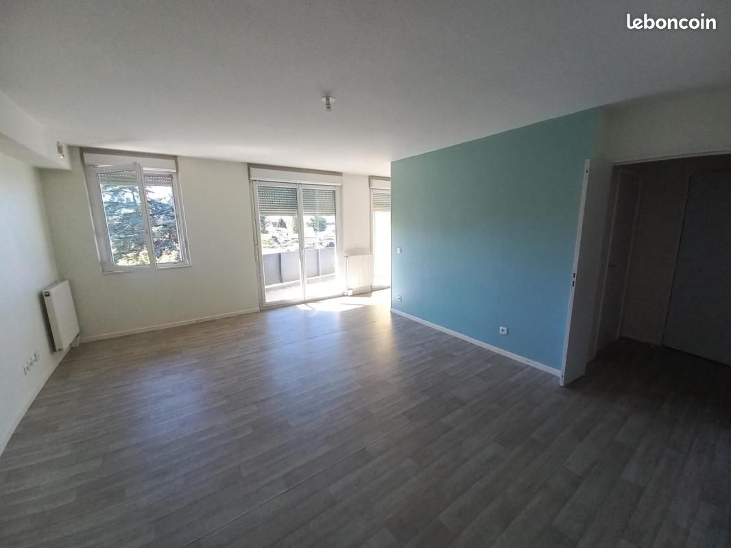 Appartement 3 pièces 72 m² · à Bourgoin-Jallieu · 72 m² · 734 €/mois