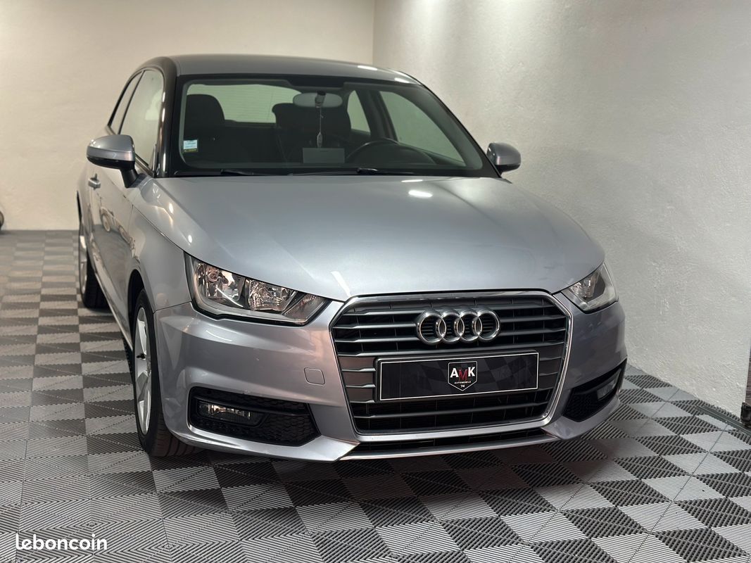 Audi A1 I Phase II 1.6 TDi 16v 116cv (image 2)