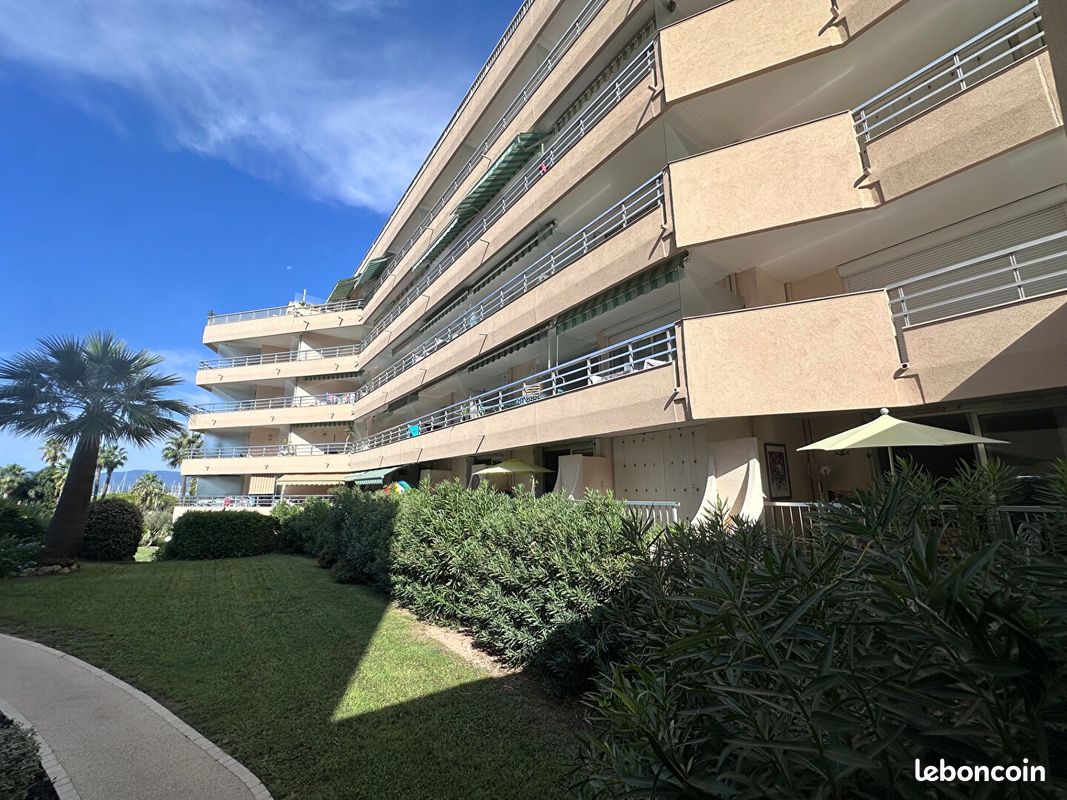 Appartement 3 pièces 58 m² · à Saint-Raphaël · 58 m² · 349 000 €