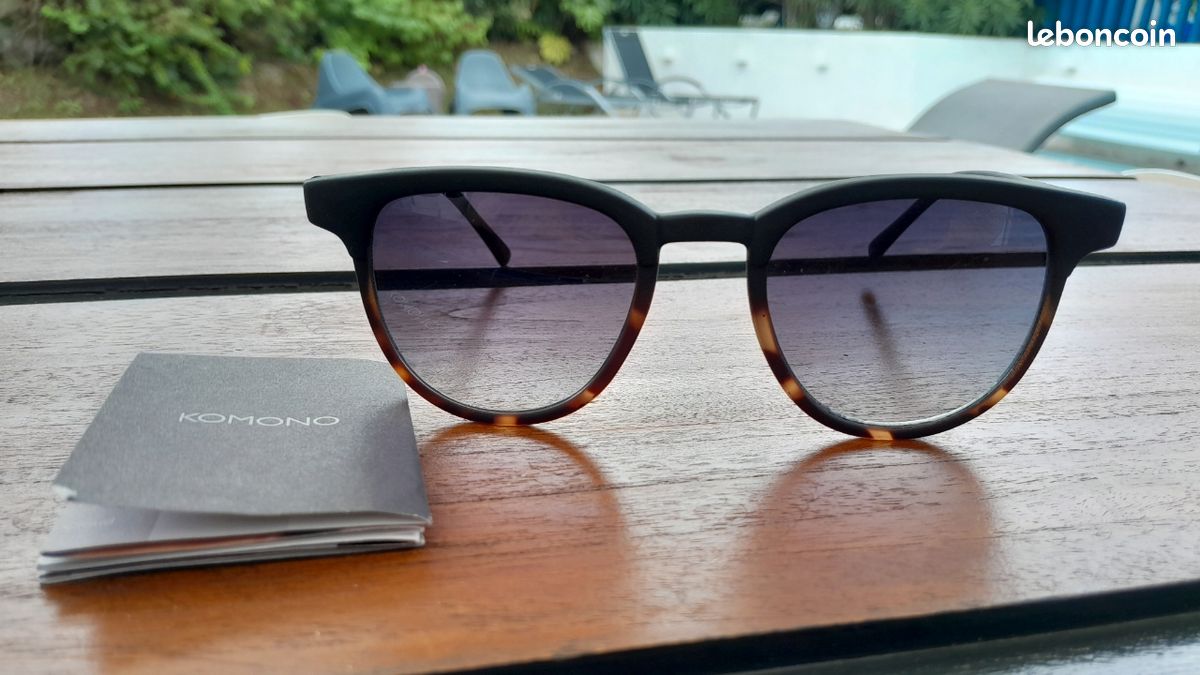 Lunettes de soleil KOMONO - Etui et Chiffon origines (image 2)