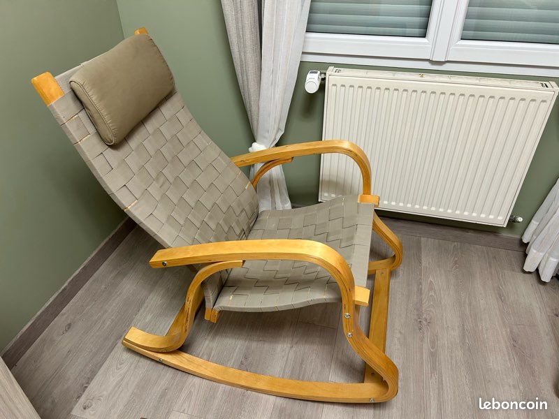Rocking chair (image 2)