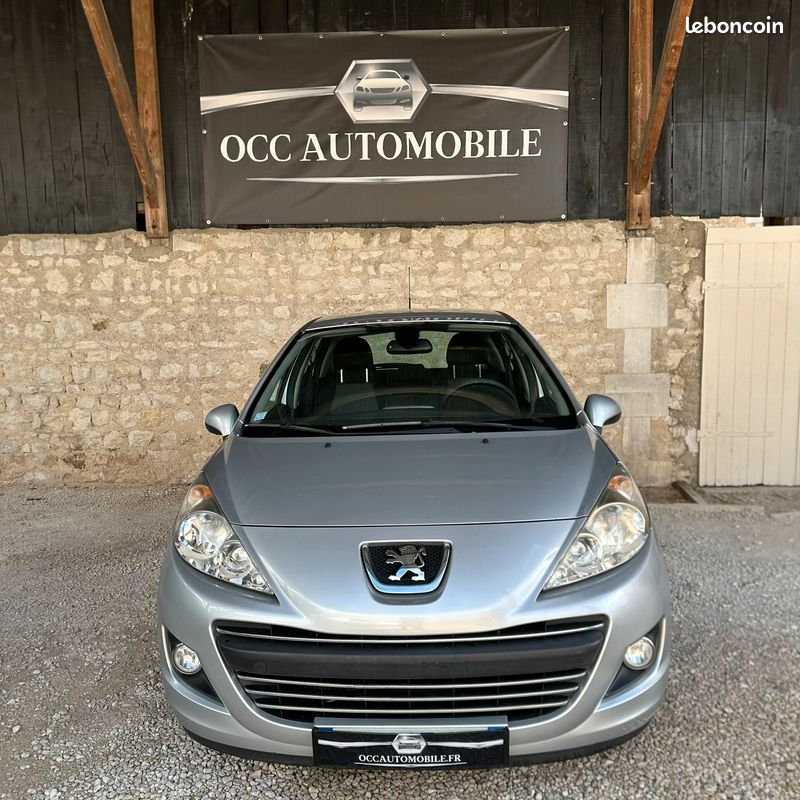 PEUGEOT 207 1.6 HDI 92cv BUSINESS PACK / Kit Distrib Ok / Régulateur / Bluetooth /Carplay possible (image 2)