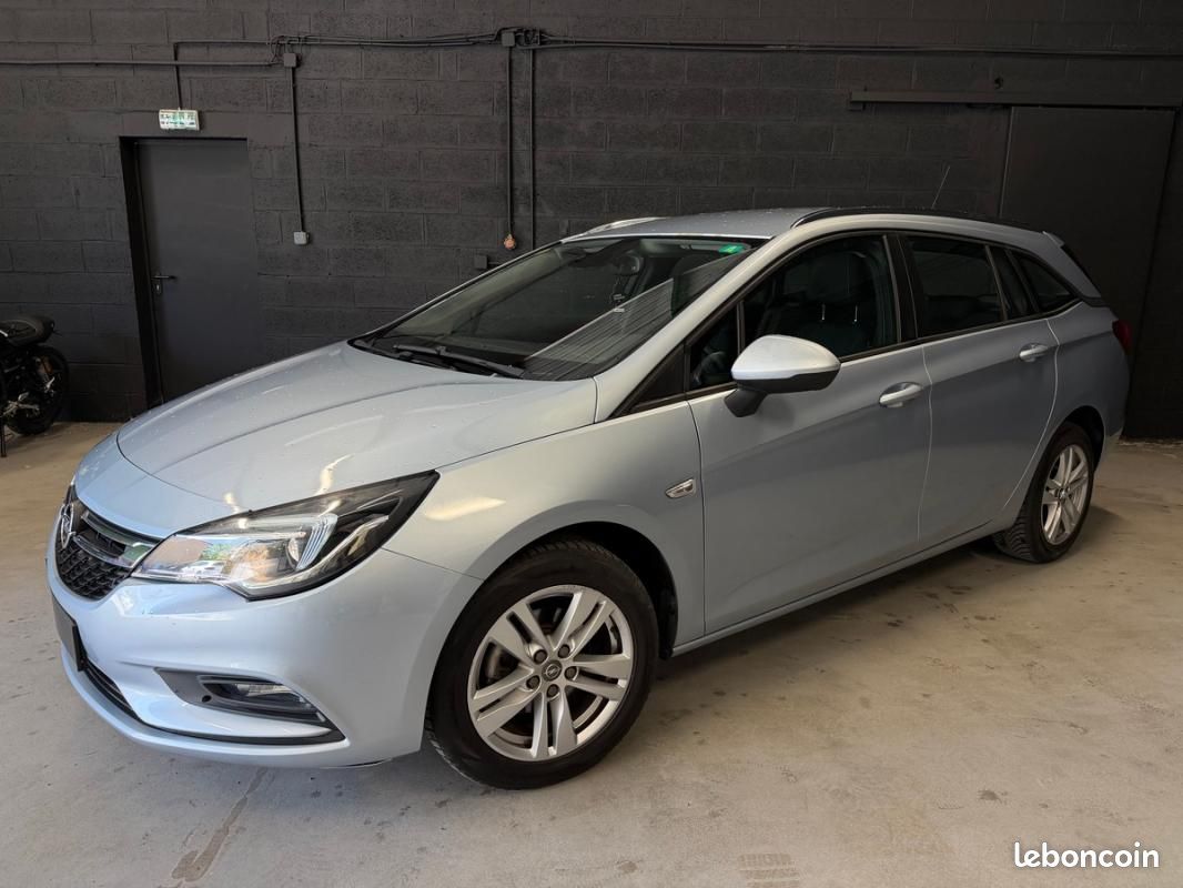 Opel Astra Tourer 1.6 cdti (image 1)