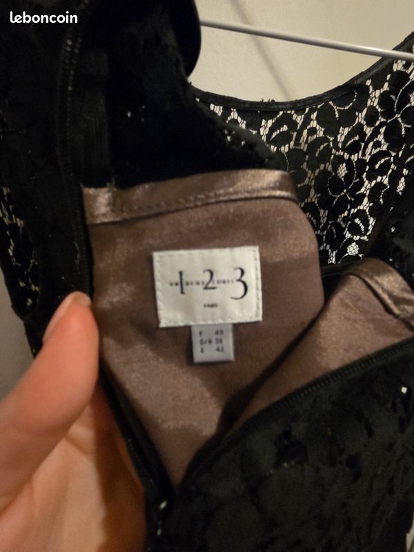 Robe (image 3)