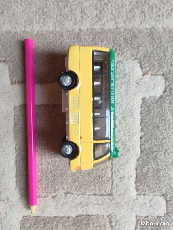 Camions au choix (jouets) (image 5)