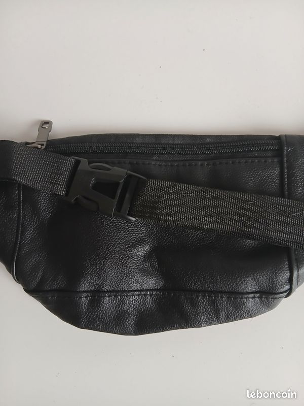 Sac banane cuir noir - Tour taille 45 à 90 cm (image 4)