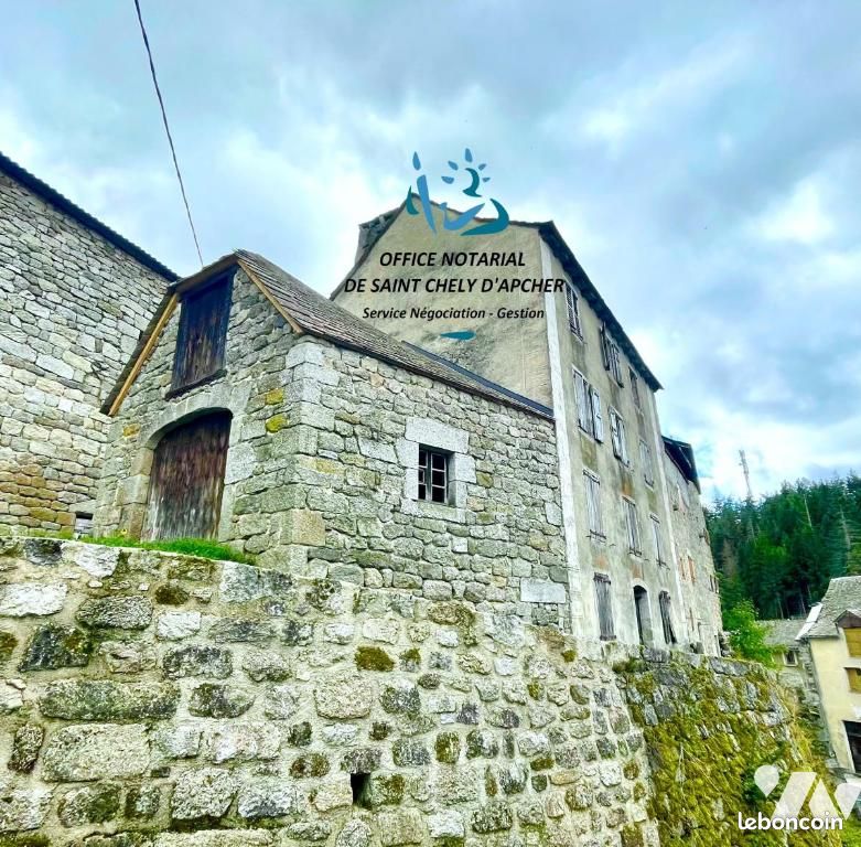 Maison 181 m² · à Serverette · 181 m² · 64 000 €