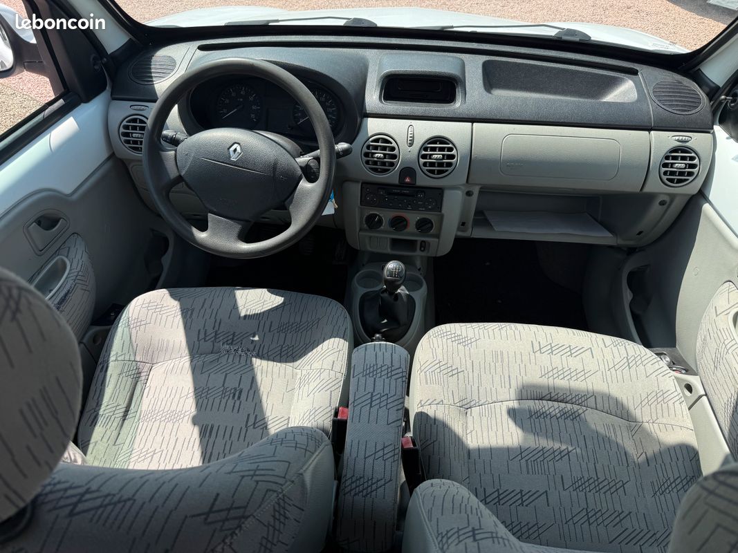 RENAULT KANGOO I 1.6 I 16 V 95 Ch CONFORT EXP 5 PL (image 8)