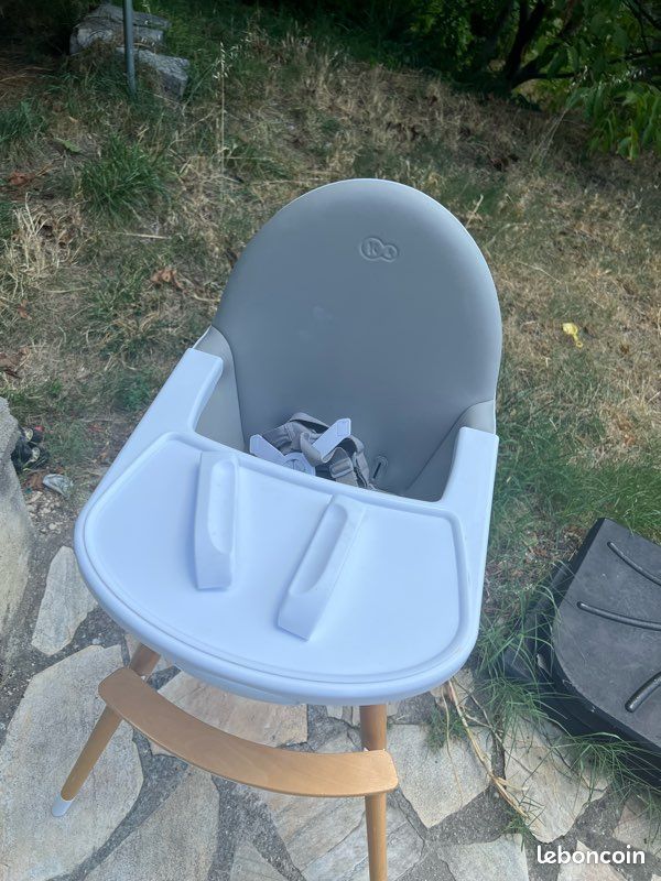 Chaise haute (image 2)