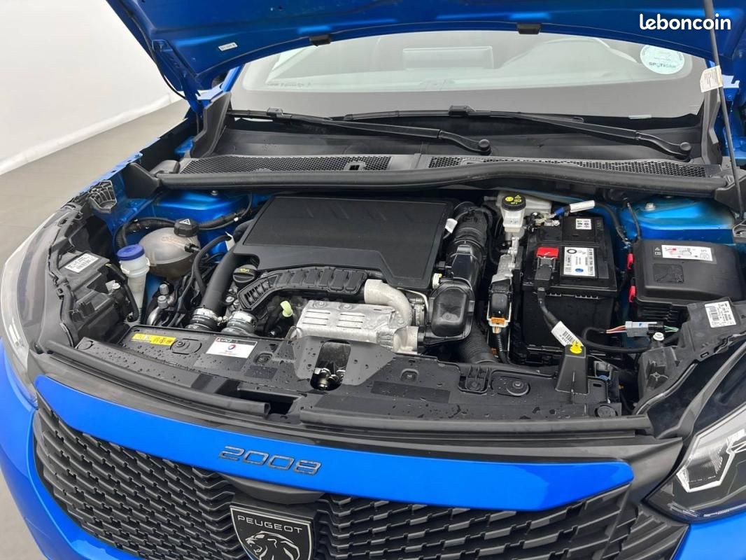 Peugeot 2008 PureTech 100 S&S BVM6 - Active (image 15)