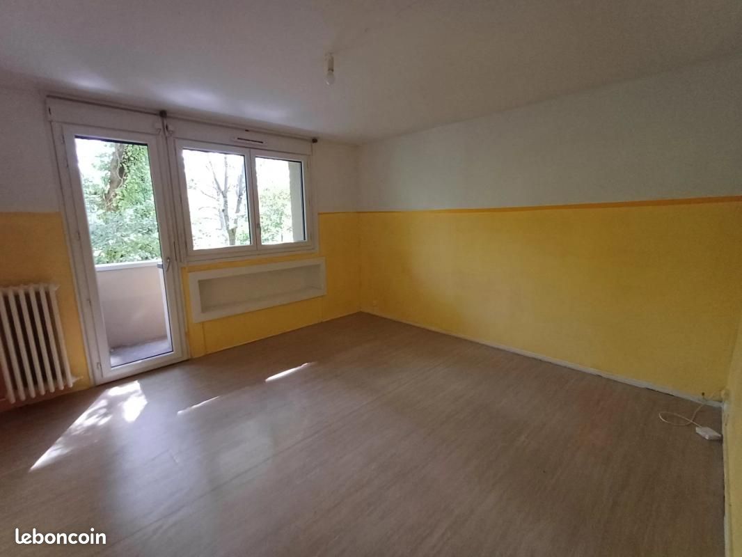 Appartement 4 pièces 66 m² · à Saint-Étienne · 66 m² · 499 €/mois