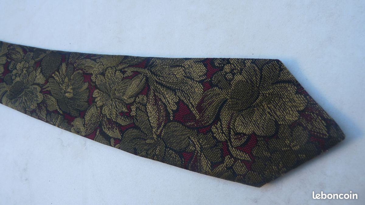 Cravate pour Homme (image 1)