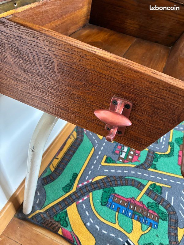 Table d’écolier (image 5)