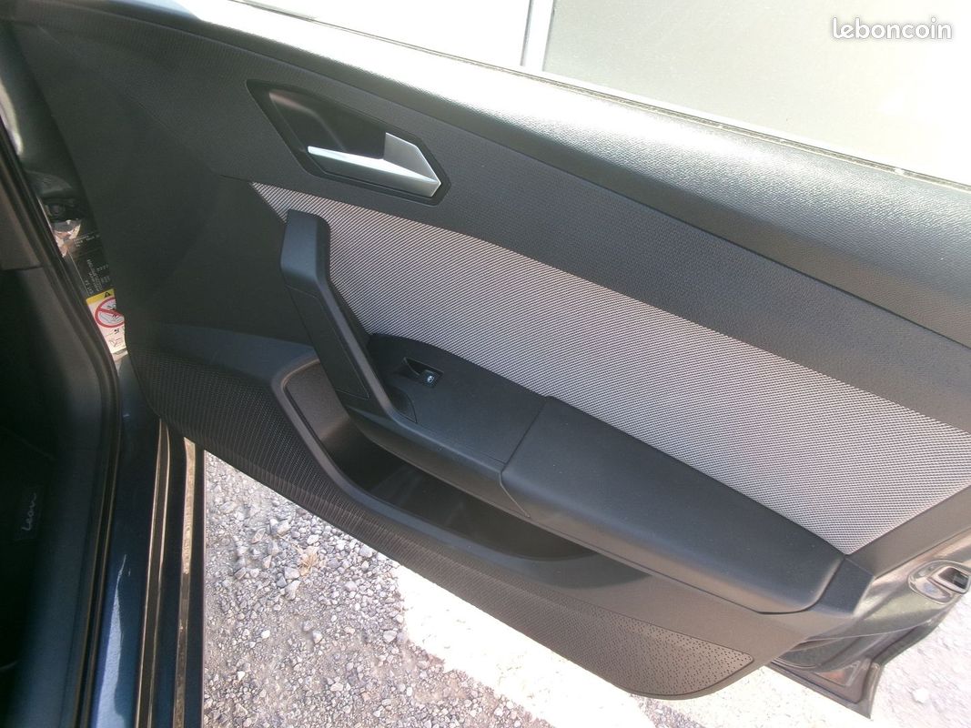 Seat LEON 2.0 TDI 115CH BUSINESS (image 16)