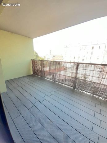 Exceptionnel Montreuil limite Vincennes T3 62m2 avec Terrasse