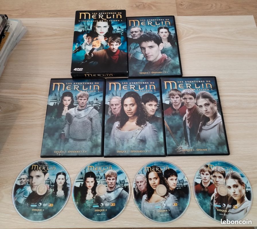 DVD Merlin. Intégrale de la saison 3. PvQ-280a283. (Vitrine 3) - DVD ...