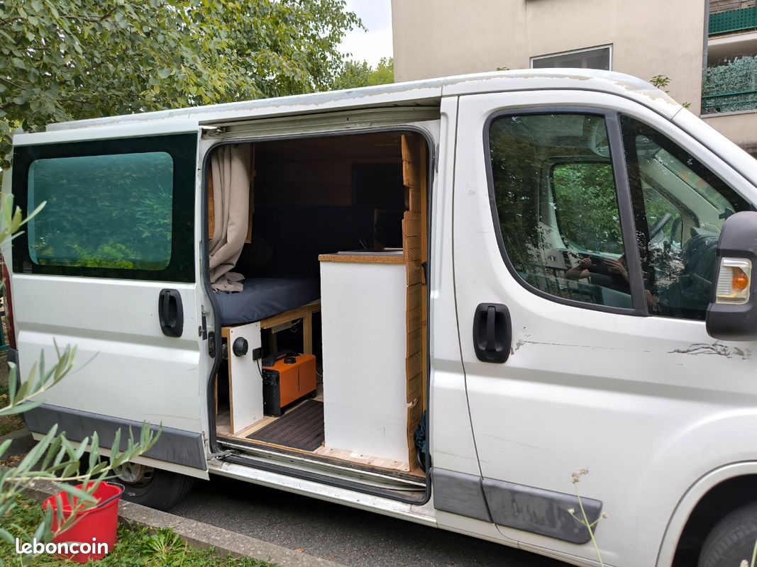 Peugeot boxer l1h1 aménagé Utilitaires