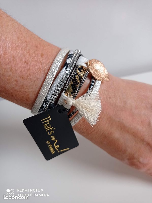 Bracelet (image 1)