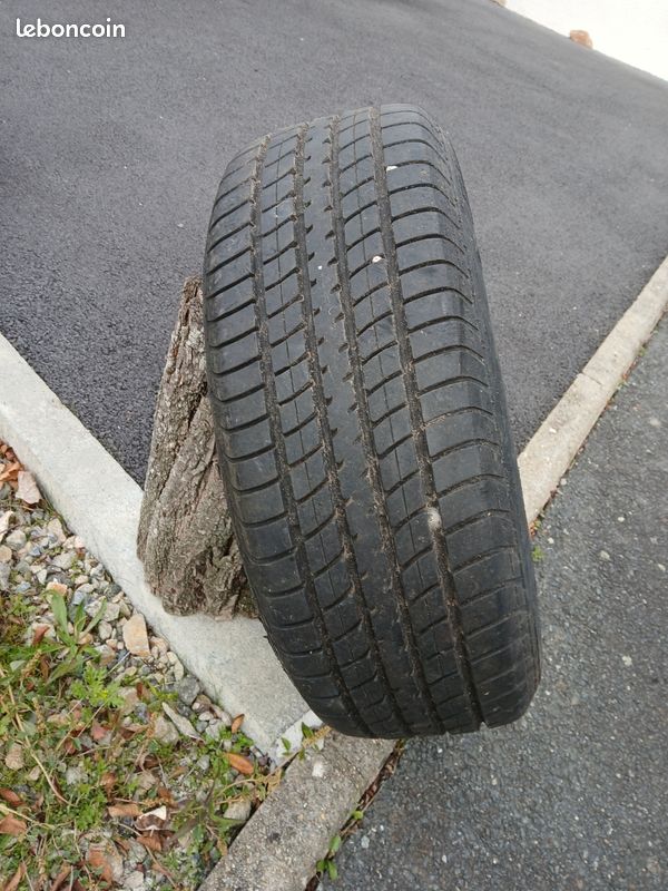 1 pneu et jante (image 1)