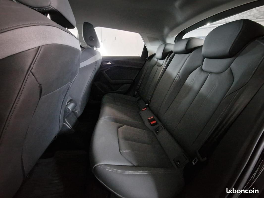 Audi A1 CITYCARVER 30 TFSI 116 ch BVM6 Design Luxe (image 11)
