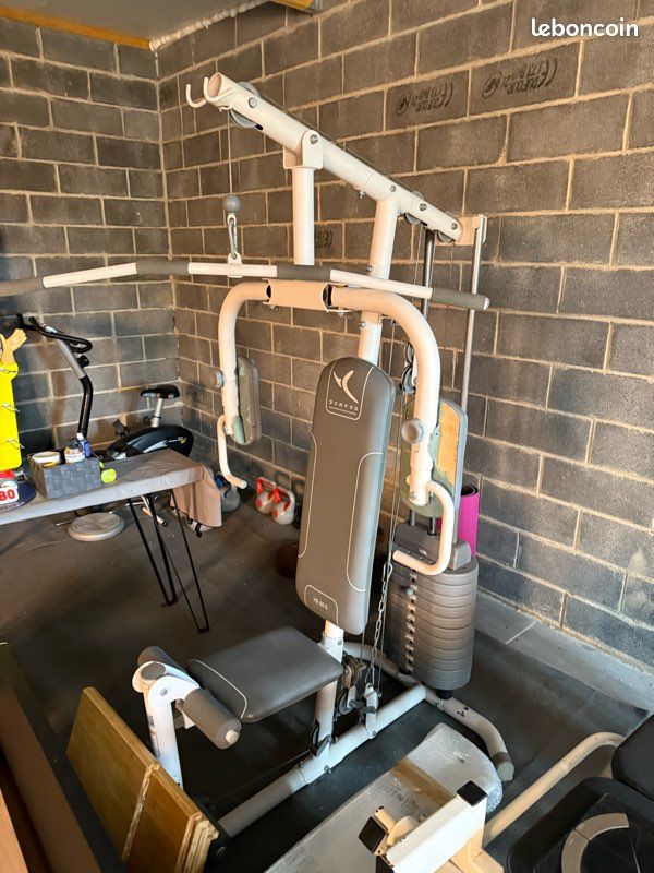 Station de tirage musculation (image 1)