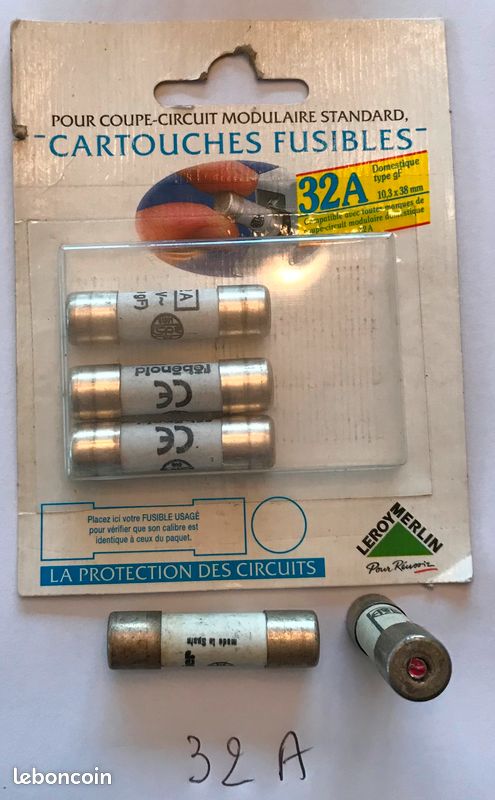 Lot dissociable de fusibles avec et sans voyant - Différents ampérages (6A, 10A, 16A, 20A, 25A, 32A) (image 4)