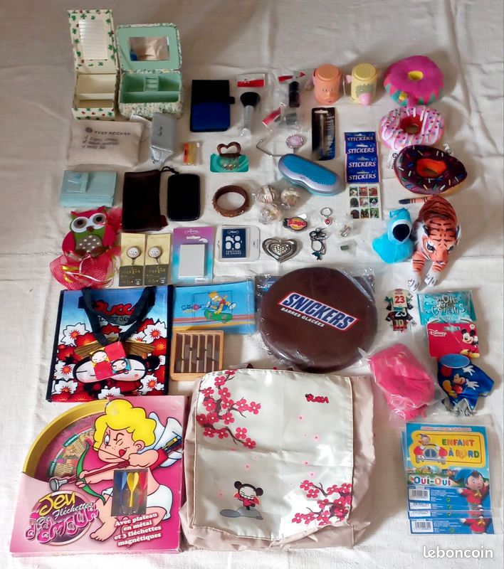Lot Divers Articles pour Brocante, Donne Divers Cadres Neufs (image 14)