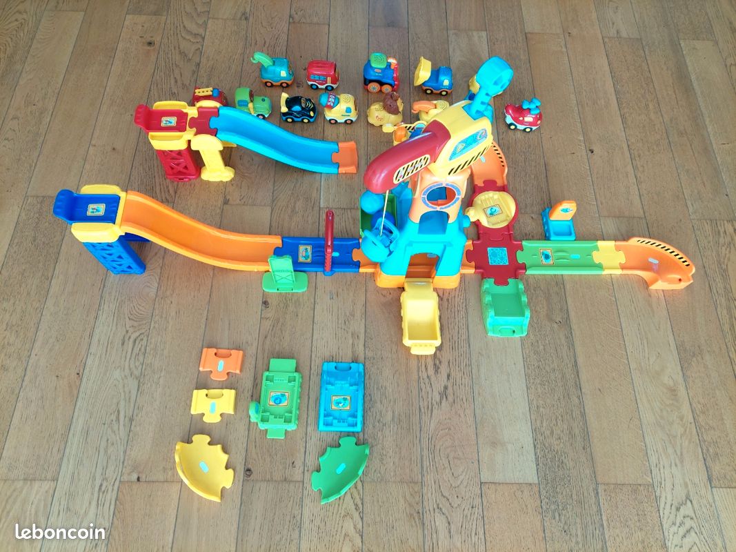 Lot Circuit Vtech + tut tut bolides (image 1)