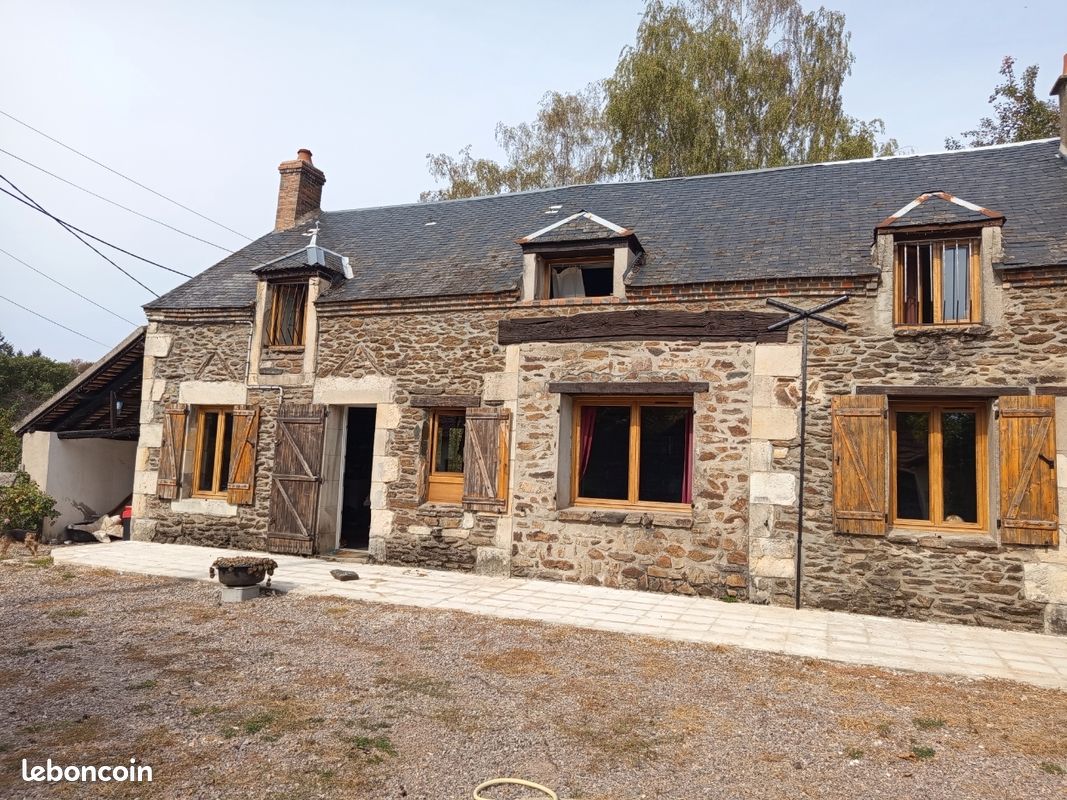 Maison 5 pièces 120 m² · à Saint-Saturnin · 120 m² · 136 000 €
