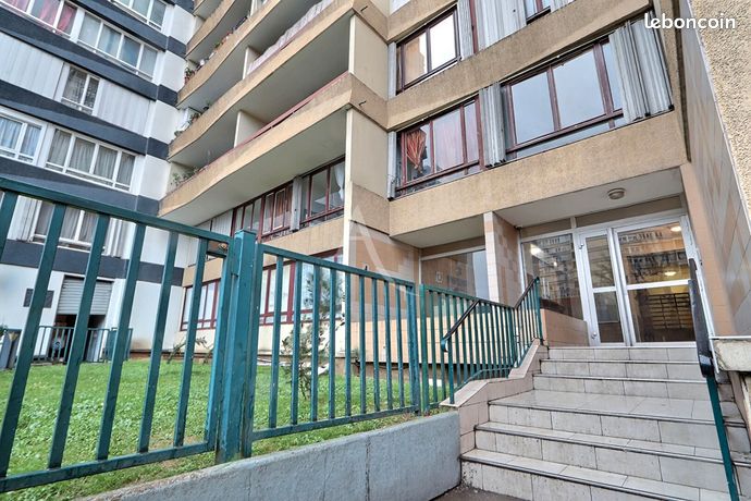 Studio 1 pièce 26 m²
