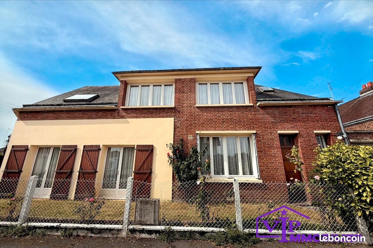 Maison 5 pièces 115 m² · à Sotteville-lès-Rouen · 115 m² · 180 000 €
