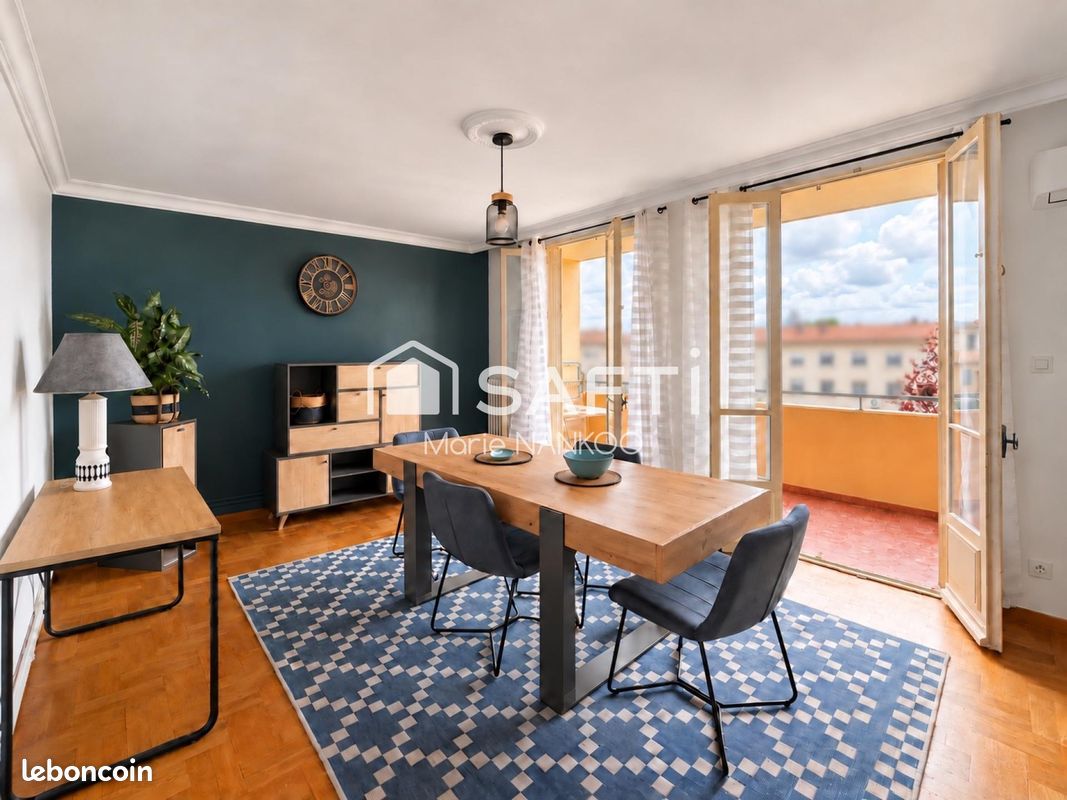 Appartement 5 pièces 100 m² · à Carcassonne · 100 m² · 140 000 €