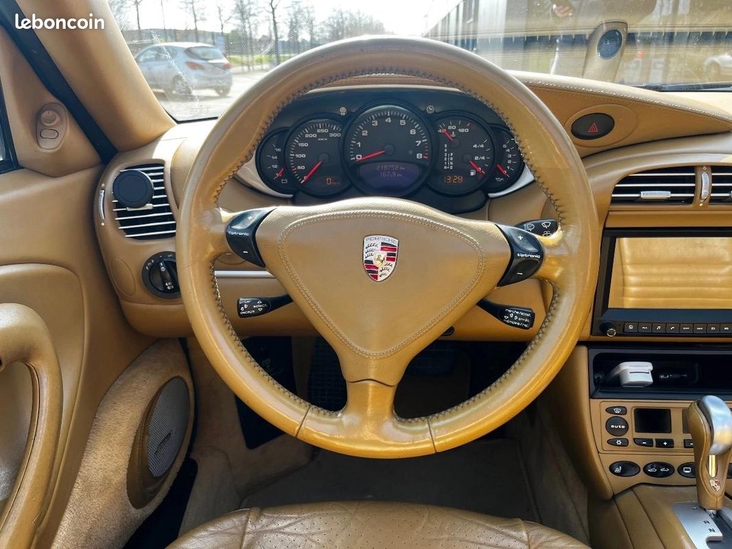 Porsche 911 COUPE 996 3.6 320 TARGA CARRERA TIPTRONIC-S BVA (image 9)