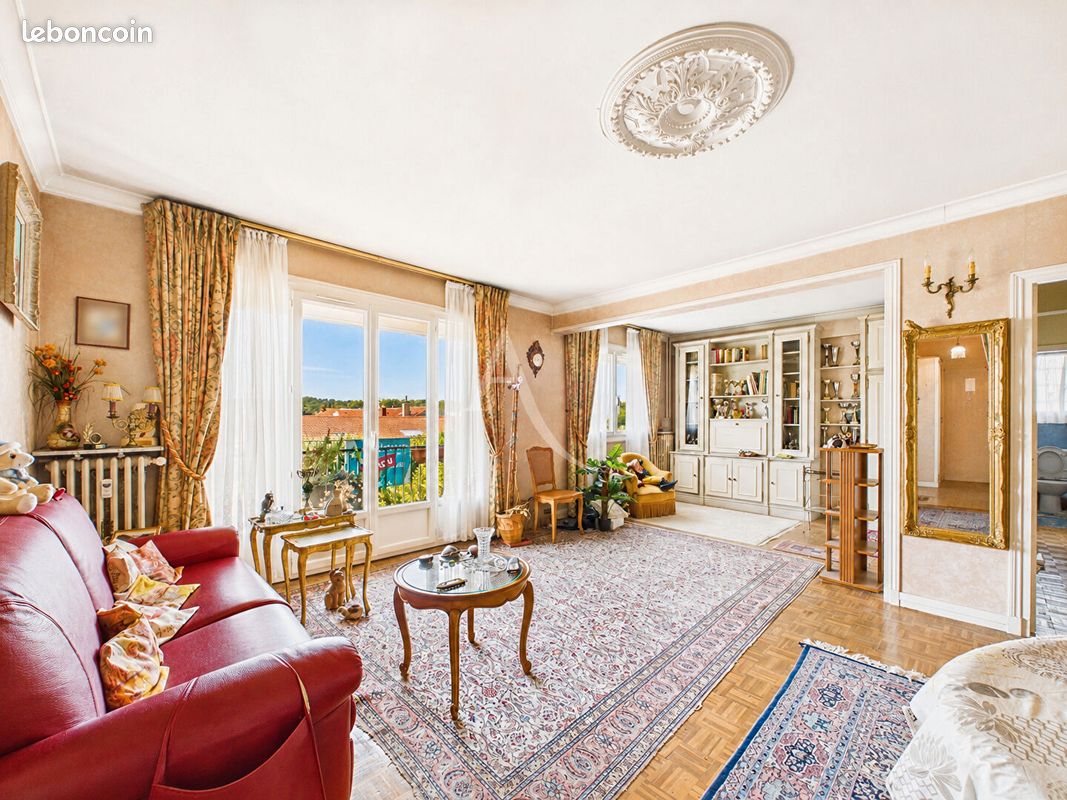 Appartement 4 pièces 77 m² · à Maisons-Alfort · 77 m² · 329 000 €