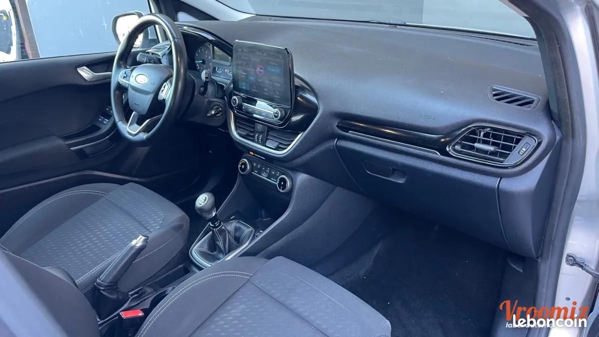 Ford Fiesta 1.0 SCTI 125 MHEV HYBRID TITANIUM (image 8)