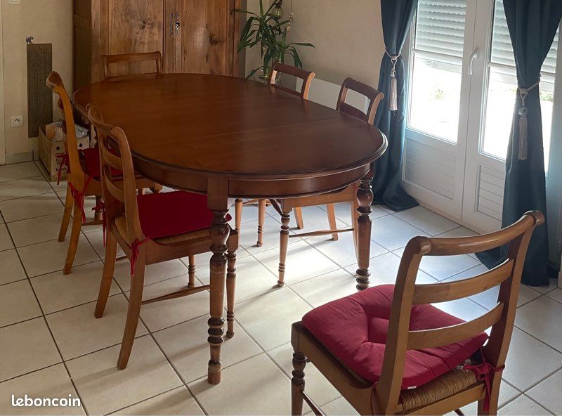A saisir trés belle Table de salle à manger avec lot de 6 chaises (image 2)